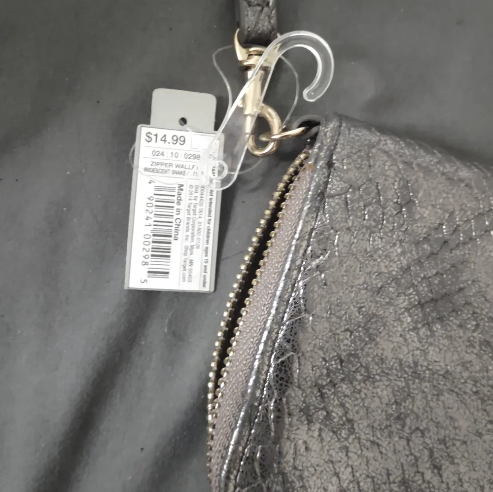 Wallet - Picture 3 of 3